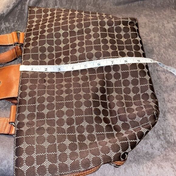 Kate Spade Classic Noel 'Tracy' Bucket Tote - Picture 14 of 14